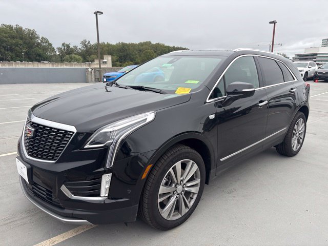 Used 2026 Cadillac XT5 Premium Luxury w/ Driver Assist Package FWD image 1