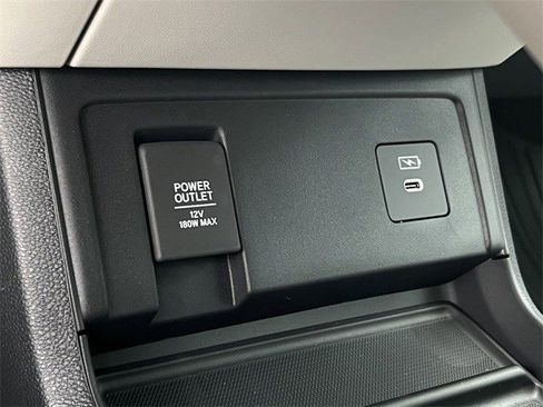 Certified 2025 Acura RDX w/ Technology Package image 23