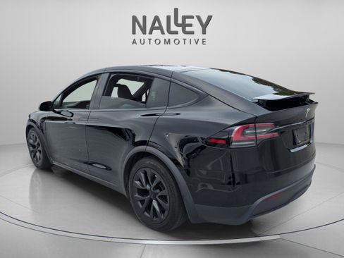Used 2023 Tesla Model X image 3