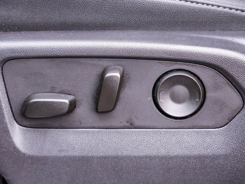 Used 2024 GMC Sierra 2500 SLT w/ SLT Premium Package image 23