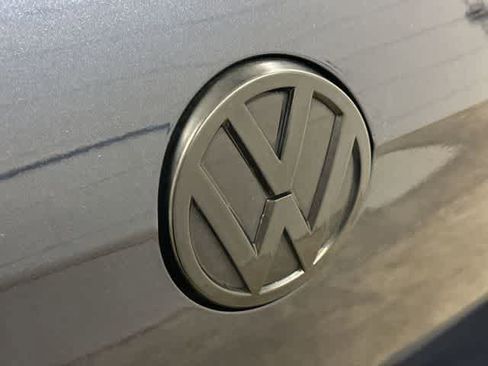 Used 2017 Volkswagen GTI S image 24