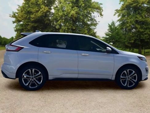 Used 2018 Ford Edge Sport w/ Equipment Group 401A AWD/4WD image 9