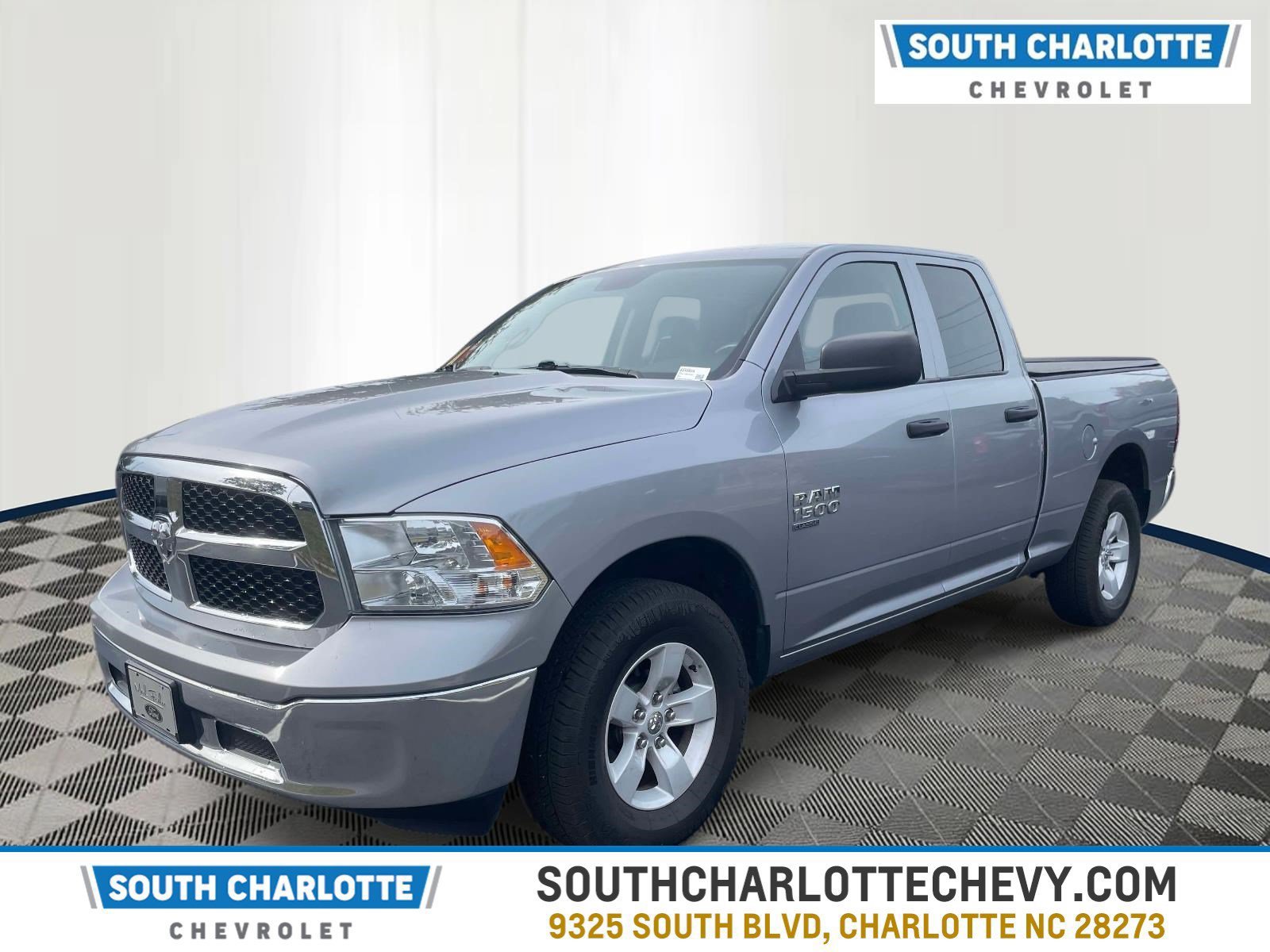 Used 2024 RAM 1500 Classic SLT AWD/4WD image 1