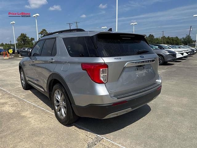 Used 2024 Ford Explorer XLT w/ Equipment Group 202A RWD image 5