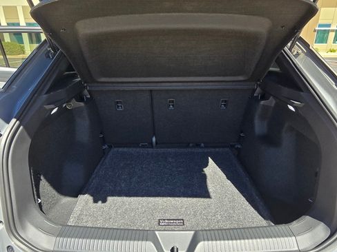 Used 2024 Volkswagen ID.4 2WD image 31