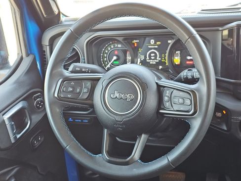 Used 2024 Jeep Wrangler Unlimited Rubicon 4xe AWD/4WD image 16