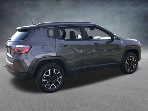 Used 2019 Jeep Compass Trailhawk AWD/4WD image 12