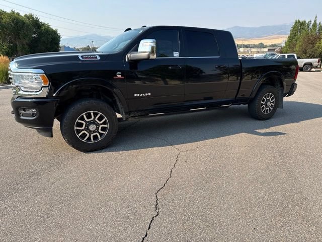 Used 2023 RAM 3500 Limited AWD/4WD image 2