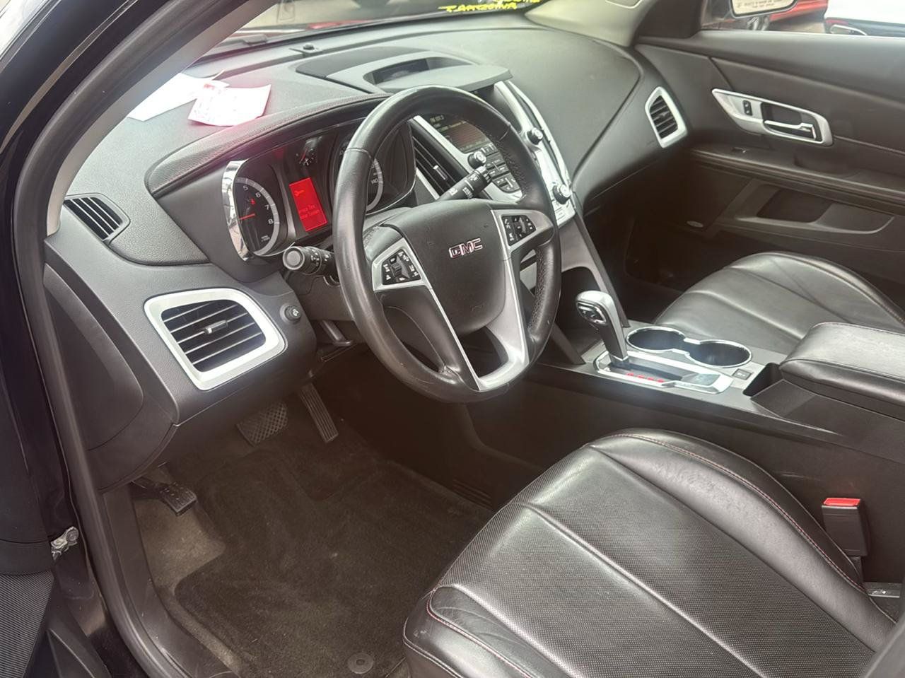 Used 2014 GMC Terrain SLT w/ Chrome Appearance Package AWD/4WD image 9