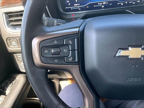 Used 2023 Chevrolet Tahoe High Country w/ Premium Package 2 AWD/4WD image 7