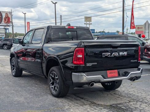 New 2026 RAM 1500 Laramie AWD/4WD image 4