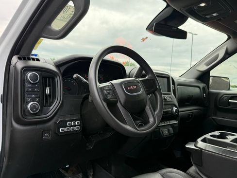Used 2023 GMC Sierra 1500 Pro w/ Pro Value Package AWD/4WD image 11