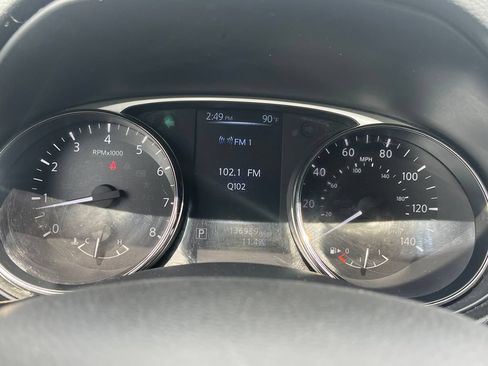 Used 2016 Nissan Rogue S AWD/4WD image 27