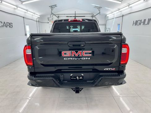 Used 2024 GMC Canyon AT4 w/ Canyon Safety Plus Package AWD/4WD image 5