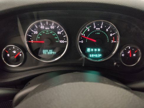 Used 2016 Jeep Wrangler Sport w/ Quick Order Package 24S AWD/4WD image 23