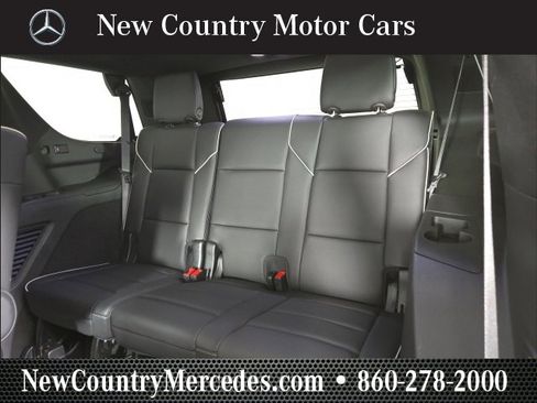 Used 2023 Cadillac Escalade Premium Luxury w/ Performance Package image 19