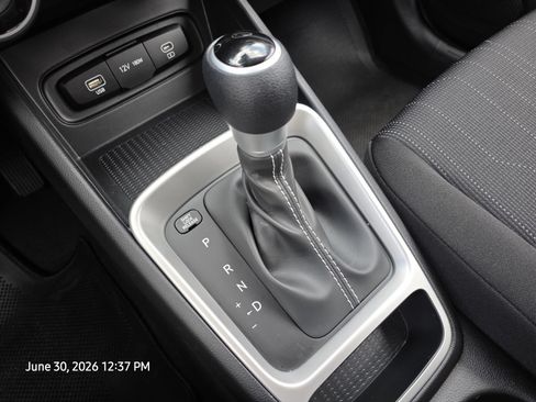 Certified 2026 Hyundai Venue SE FWD image 23