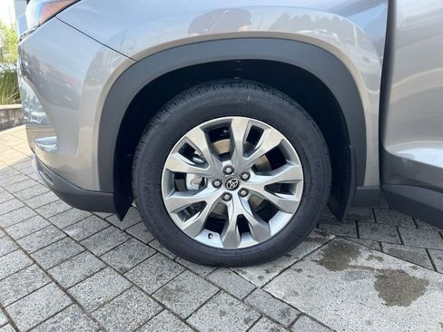 New 2026 Toyota Grand Highlander AWD image 18