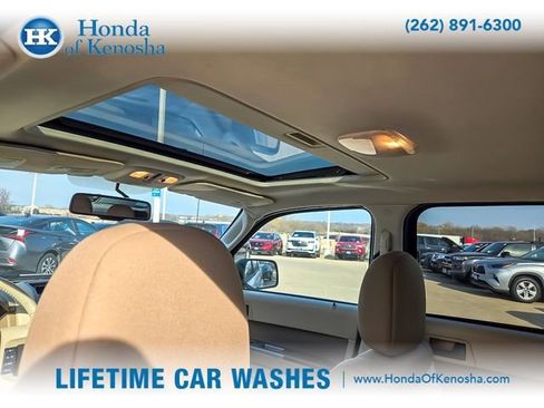 Used 2009 Ford Escape XLT AWD/4WD image 11