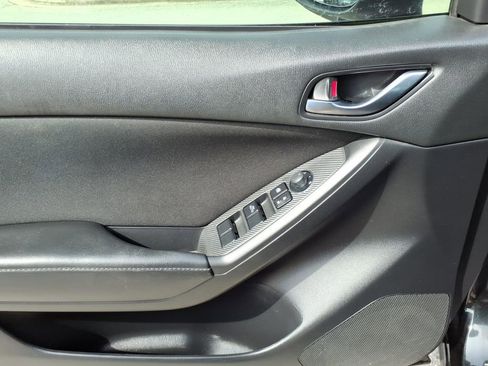 Used 2016 MAZDA CX-5 Sport FWD image 3