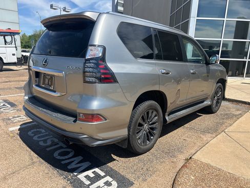 Used 2023 Lexus GX 460 Premium image 5