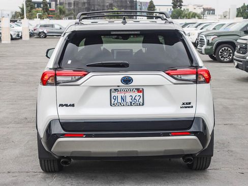 Used 2024 Toyota RAV4 XSE image 8