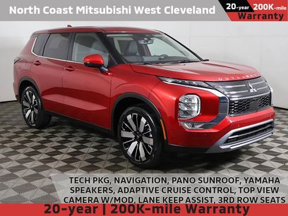 New 2025 Mitsubishi Outlander SE