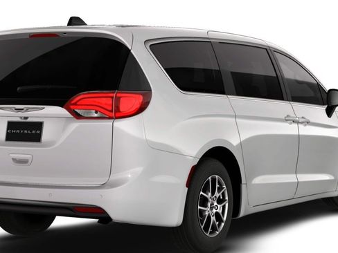 New 2026 Chrysler Voyager LX image 2