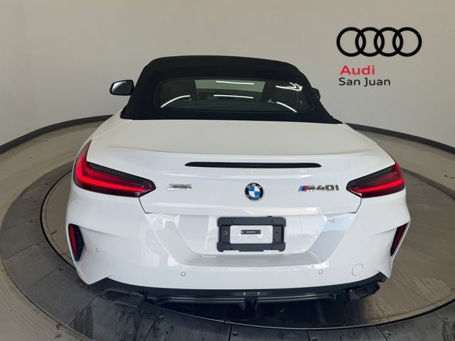 Used 2025 BMW Z4 M40i w/ Premium Package RWD image 34