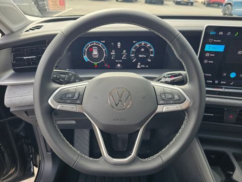 New 2026 Volkswagen Tiguan S AWD/4WD image 16