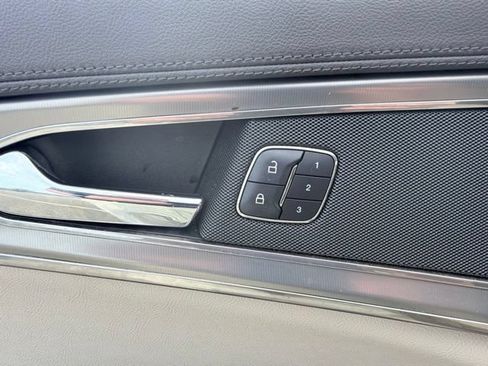 Used 2016 Lincoln MKX Select w/ Select Plus Package FWD image 15