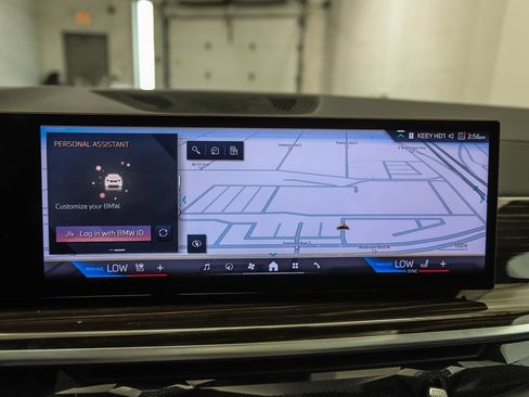 Used 2024 BMW X5 xDrive40i AWD/4WD image 15
