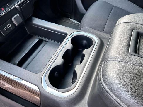 Used 2021 Chevrolet Silverado 1500 LT Trail Boss w/ Bed Protection Package AWD/4WD image 16