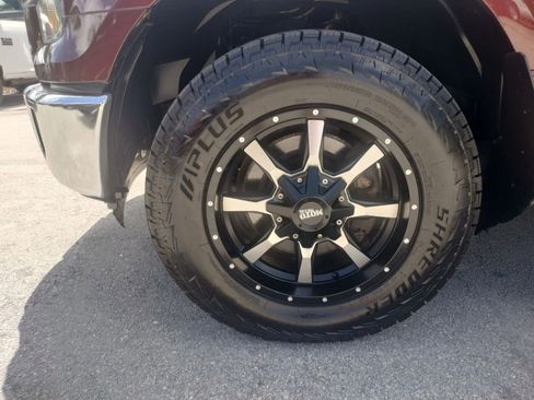 Used 2017 Ford F150 XLT w/ Equipment Group 302A Luxury AWD/4WD image 35