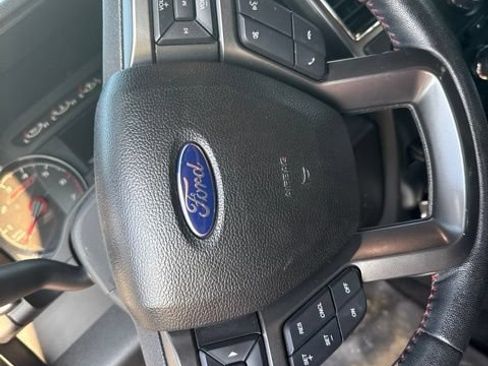 Used 2018 Ford F150 XLT w/ Equipment Group 302A Luxury AWD/4WD image 17