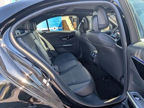 Used 2025 Mercedes-Benz C 300 Sedan image 11