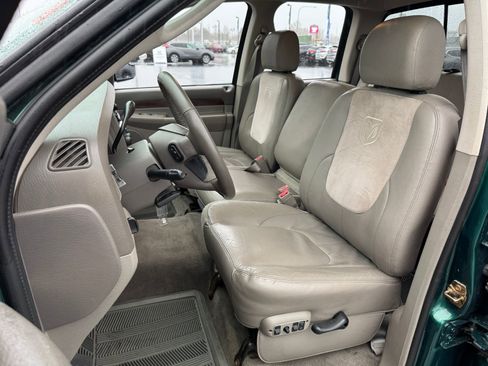 Used 2003 Dodge Ram 3500 Truck ST image 11