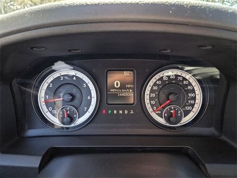 Used 2013 RAM 1500 Express image 31