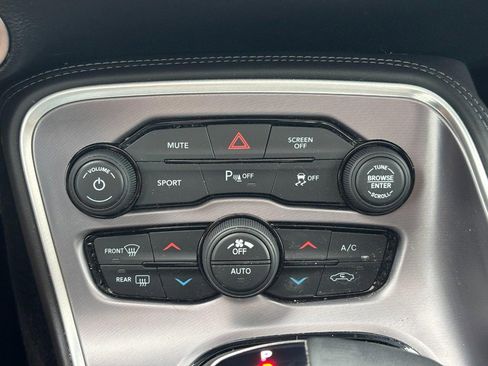 Used 2019 Dodge Challenger SXT w/ Plus Package AWD/4WD image 21