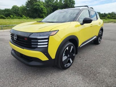 New 2025 Nissan Kicks SR