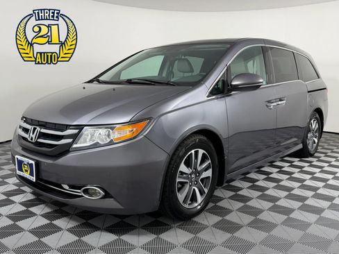 Used 2016 Honda Odyssey Touring image 1