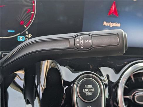 Used 2025 Mercedes-Benz GLA 250 image 12