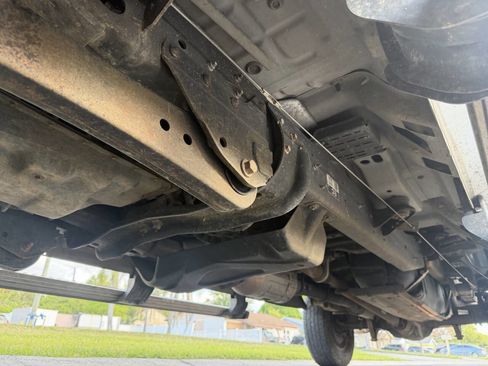 Used 2010 Ford F250 Lariat image 14