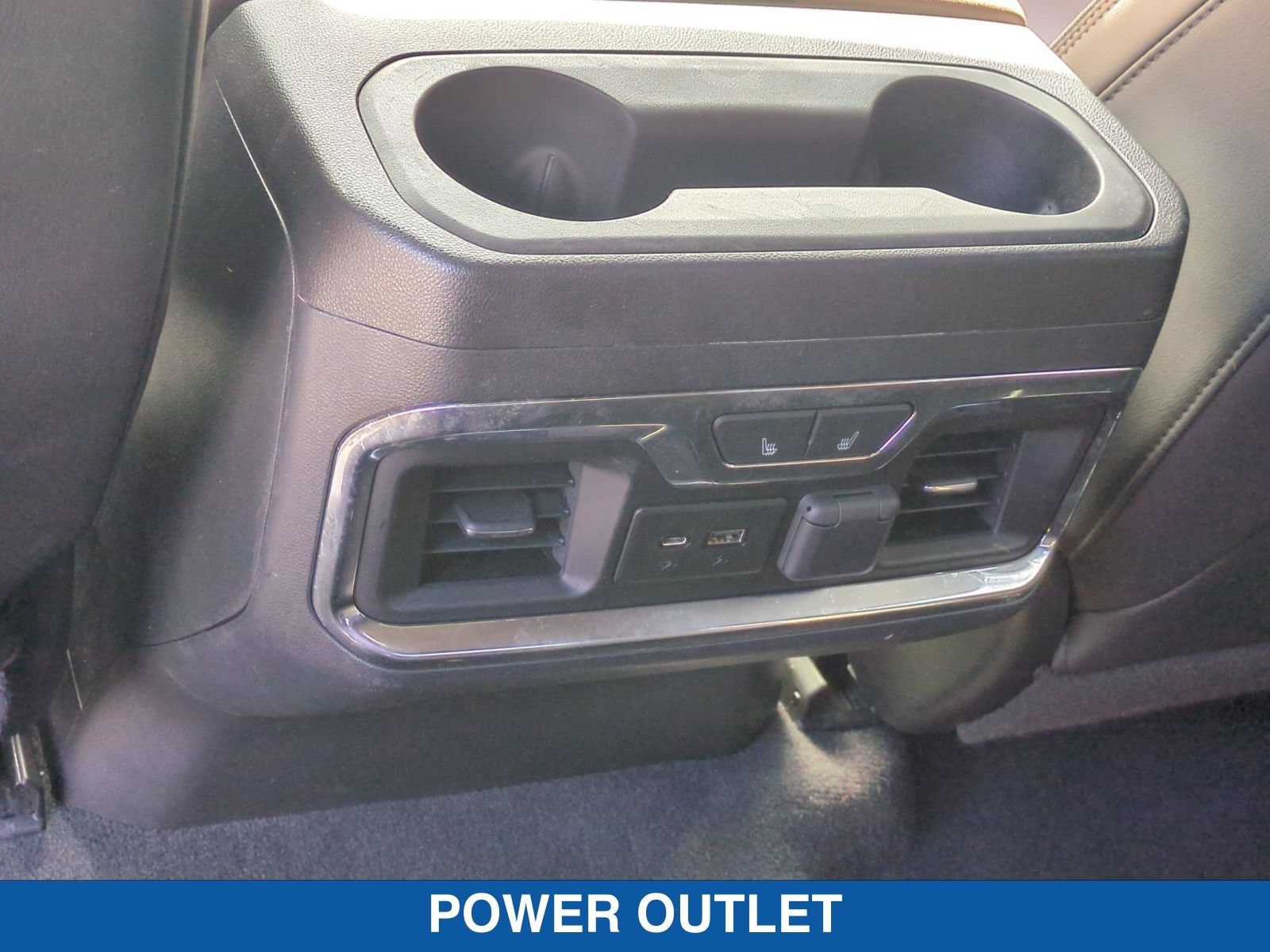 Used 2020 Chevrolet Silverado 1500 High Country w/ Technology Package AWD/4WD image 32