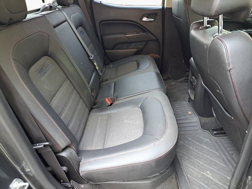 Used 2016 GMC Canyon SLE w/ All Terrain Package AWD/4WD image 12