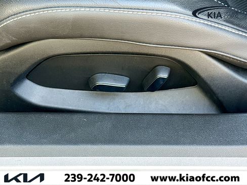 Used 2021 Chevrolet Corvette Stingray Convertible w/ 1LT image 22