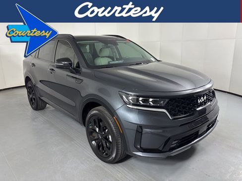 Used 2023 Kia Sorento SX AWD/4WD image 1