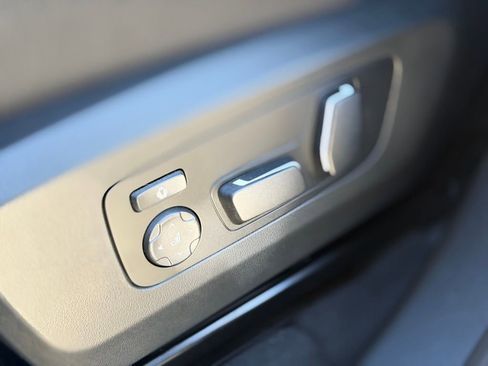 New 2026 BMW X3 xDrive30 w/ M Sport Package AWD/4WD image 15