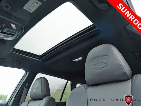 Used 2024 Subaru Outback Wilderness AWD/4WD image 5
