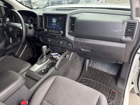 Used 2023 Nissan Frontier S w/ Technology Package RWD image 13